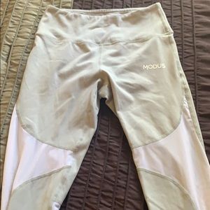 Modus workout leggings